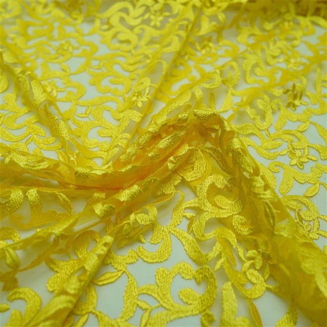 Tecido renda tule bordado arabescos amarelo