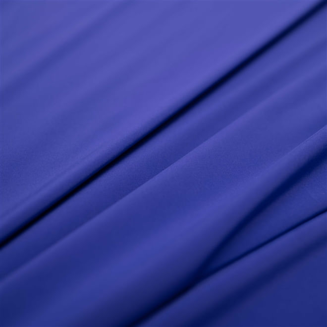Tecido seda pluma azul royal
