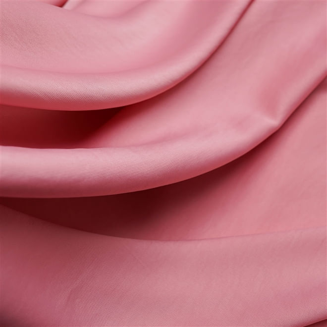 Tecido crepe alfaiataria resinado rosa