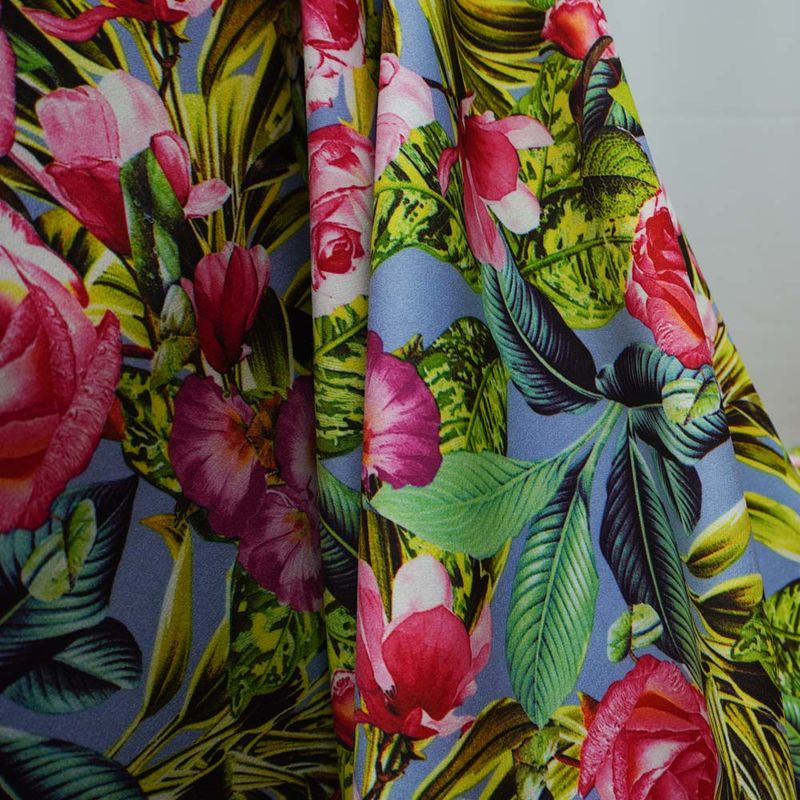 24815-TECIDO-CREPE-ALFAIATARIA-LEVE-AZUL-ESTAMPADO-FLORAL--3-