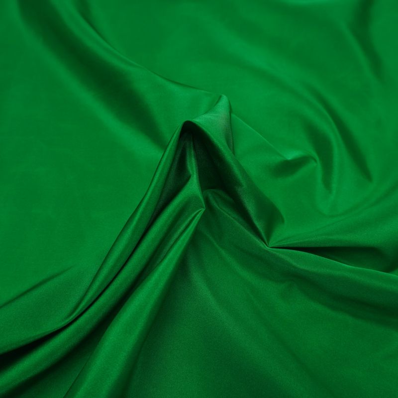 1735-TECIDO-TAFETA-SEVILHA-VERAO-VERDE-BANDEIRA--1-