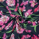 3052-TECIDO-CREPE-ACETINADO-PRETO-ESTAMPADO--3-