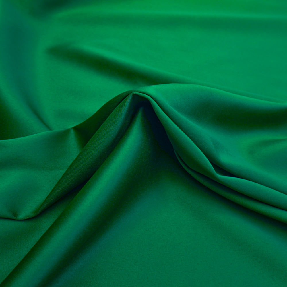 Tecido crepe valentino com elastano verde bandeira