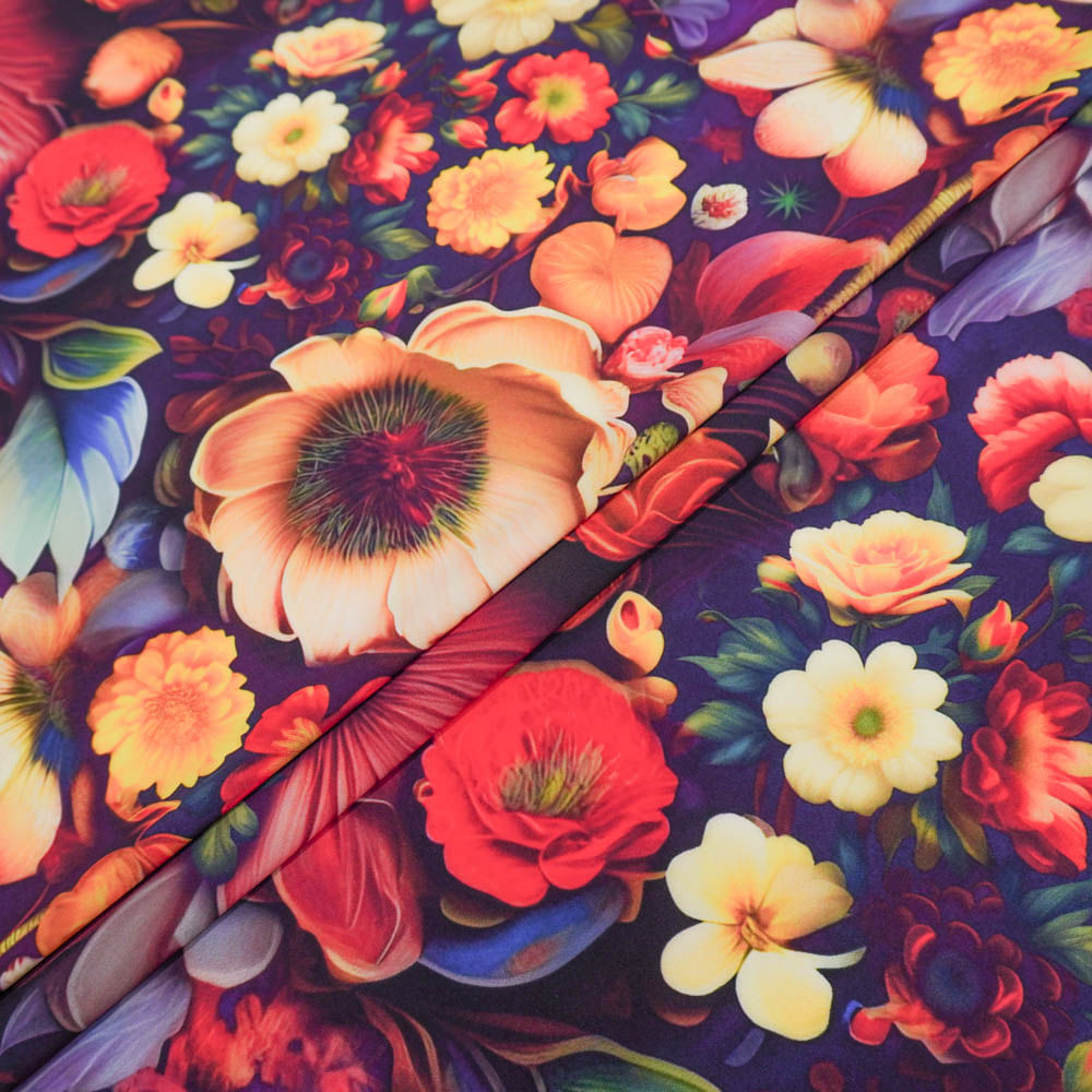 Tecido seda pluma roxo estampado floral