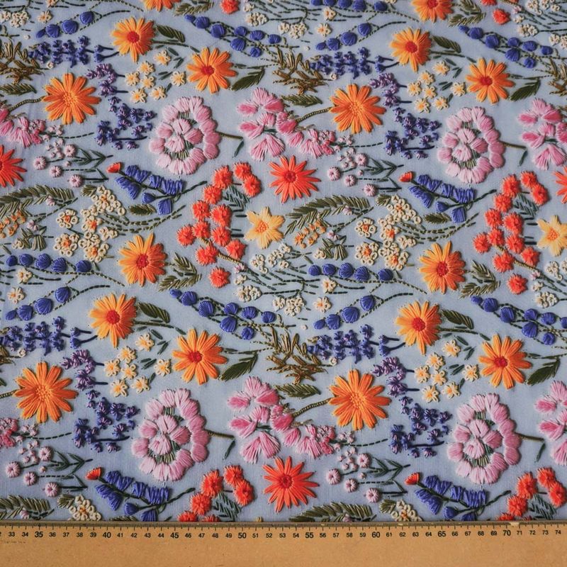 4228-TECIDO-SEDA-PLUMA-AZUL-ACINZETADO-ESTAMPADO-FLORAL--3-