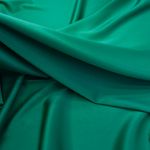 4621-TECIDO-CREPE-DIOR-VERDE-BANDEIRA--4-