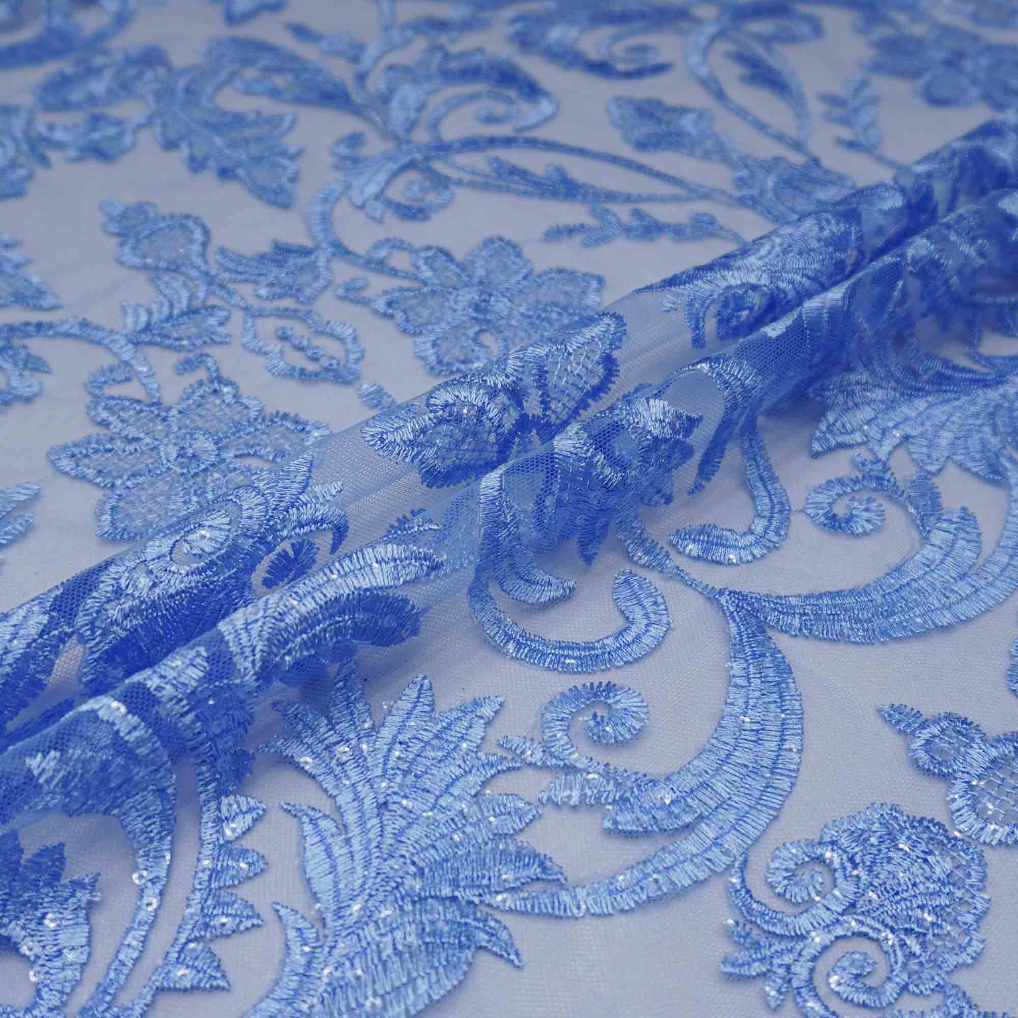 Tecido renda tule bordado arabesco paetê azul serenity