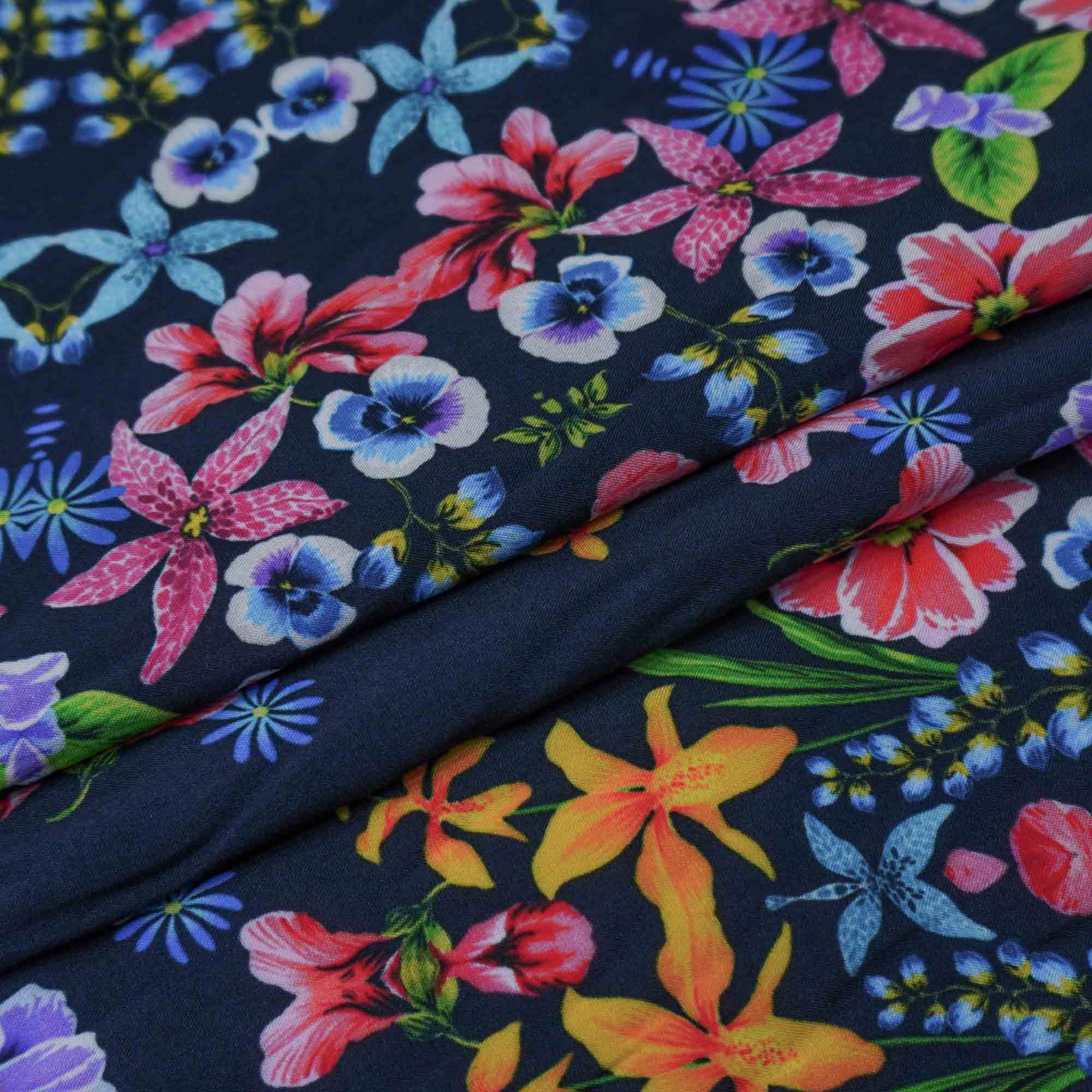 Tecido viscose azul noite estampado floral (tecido italiano legítimo)