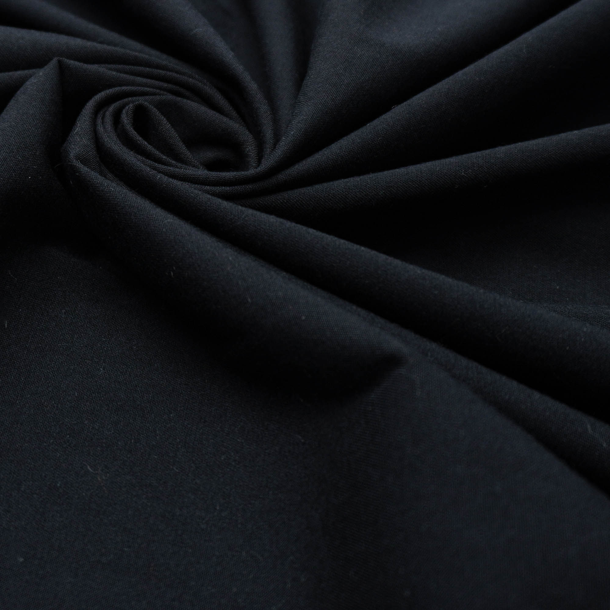 Tecido viscose sarjada com elastano preto