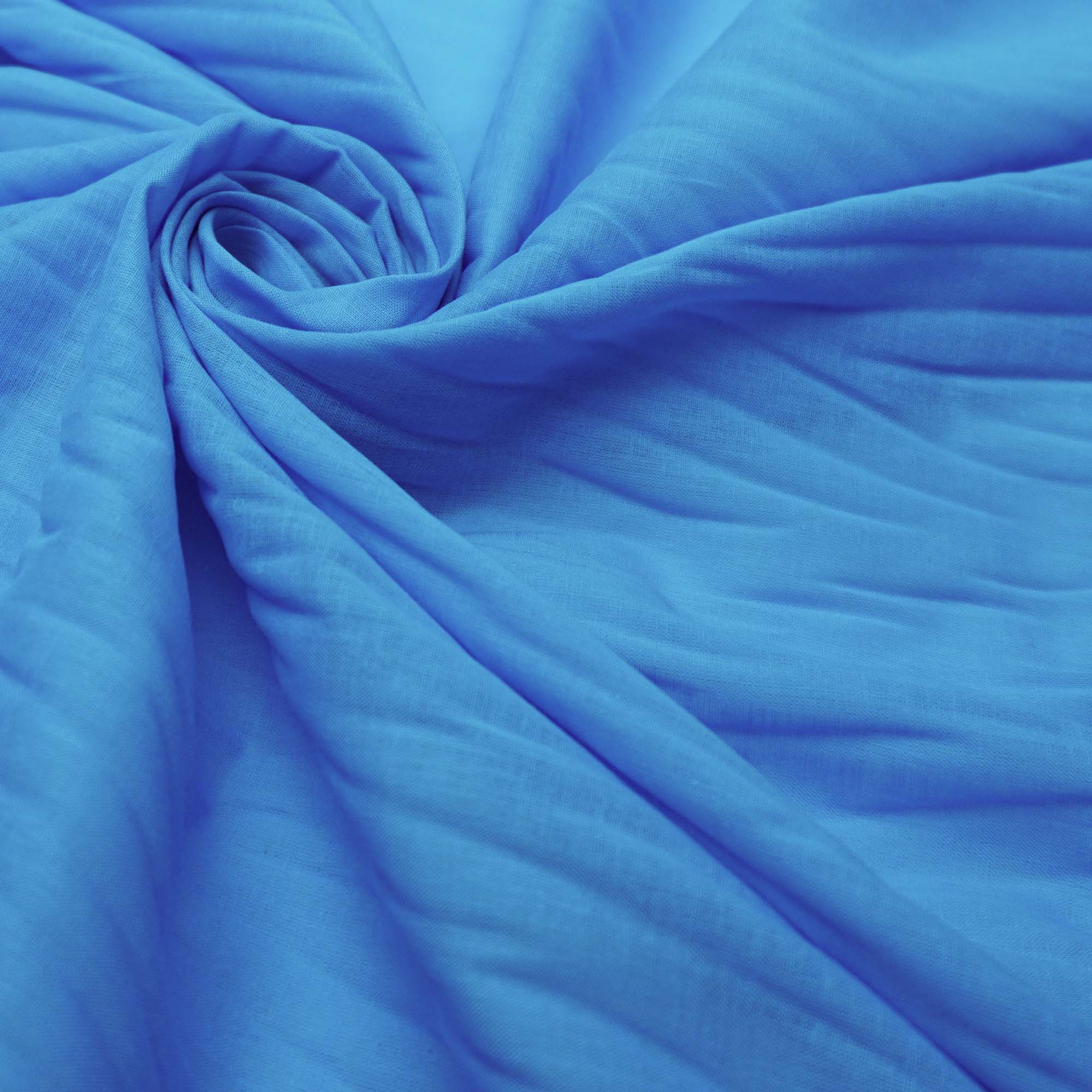 Tecido cambraia de algodão azul celeste