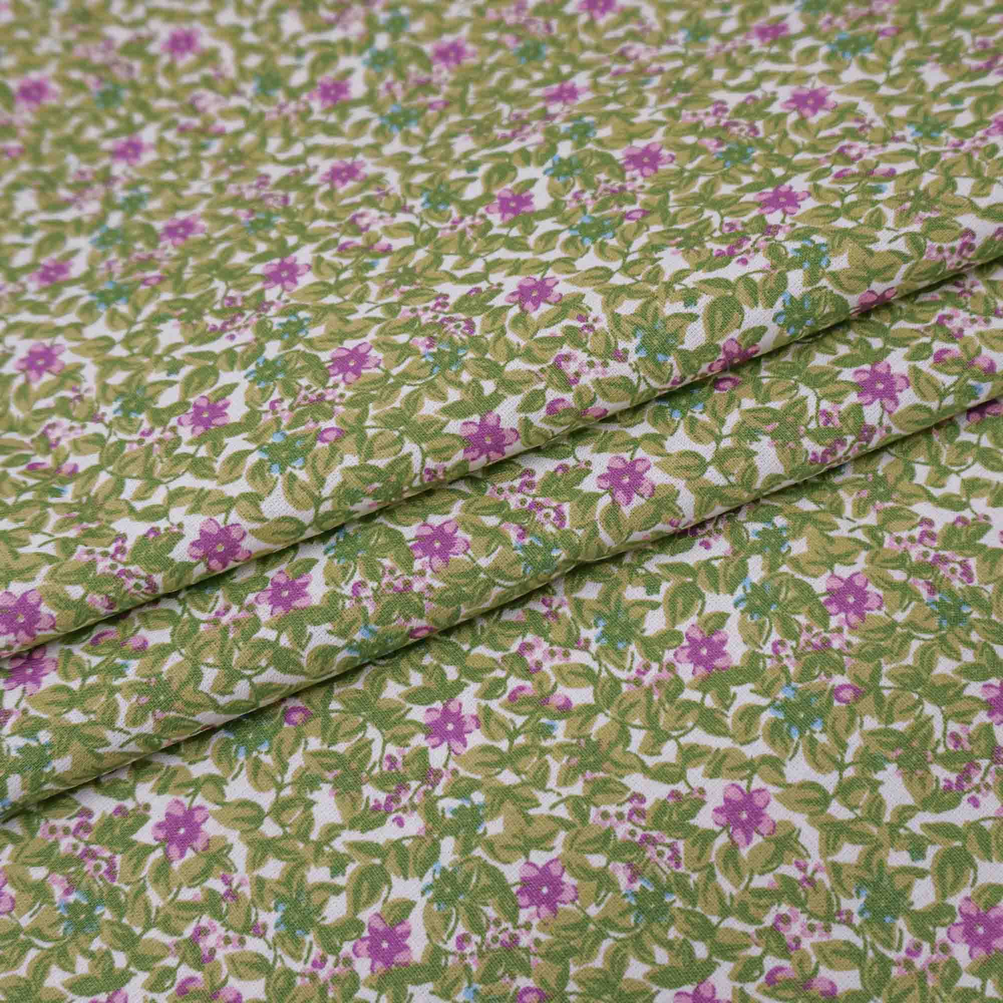 Tecido  tricoline estapado floral verde