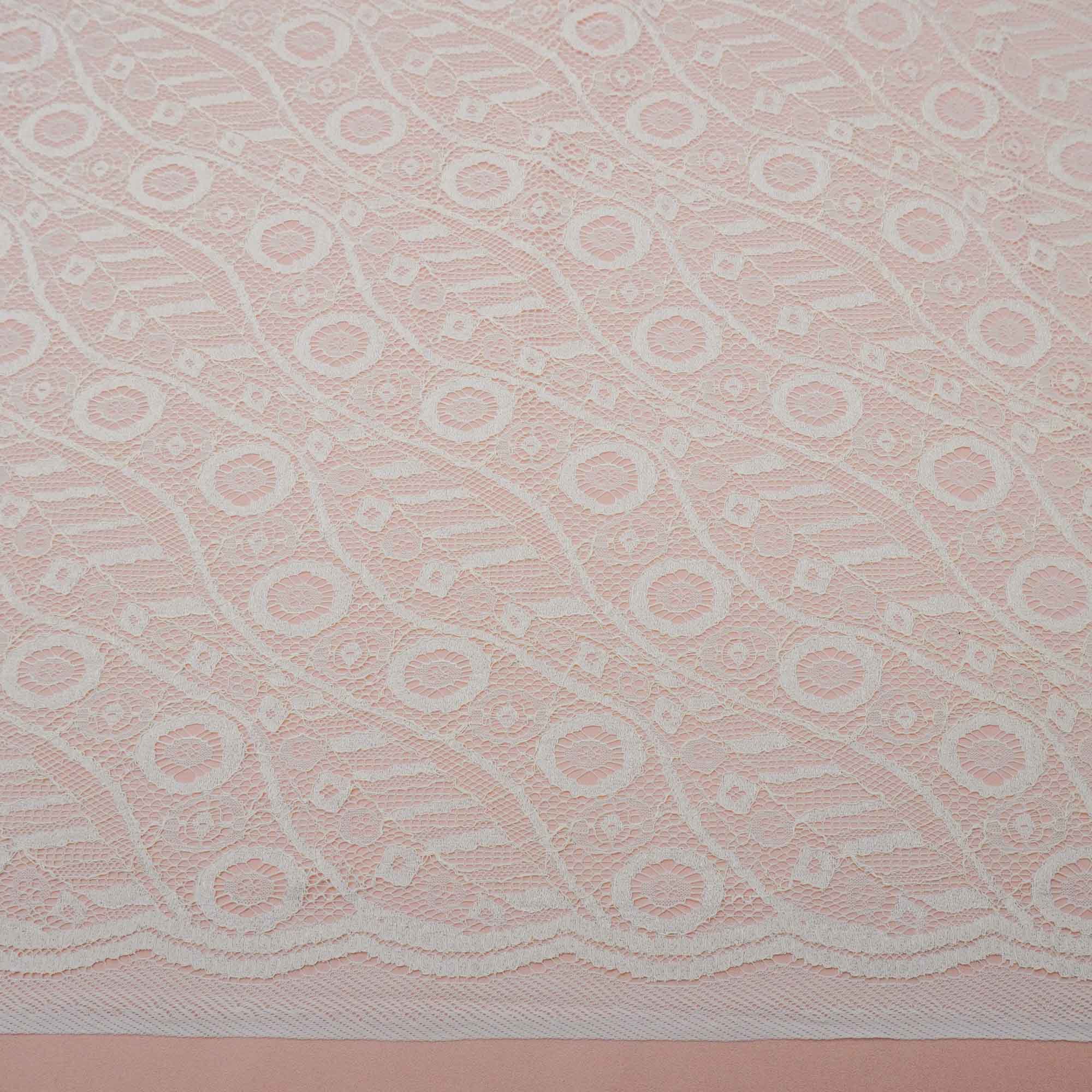 Tecido renda chantilly diagonal off white