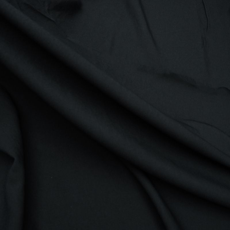 7922-TECIDO-ALFAIATARIA-VISCOSE-TWILL-TRAMA-DE-LINHO-PRETO--4-