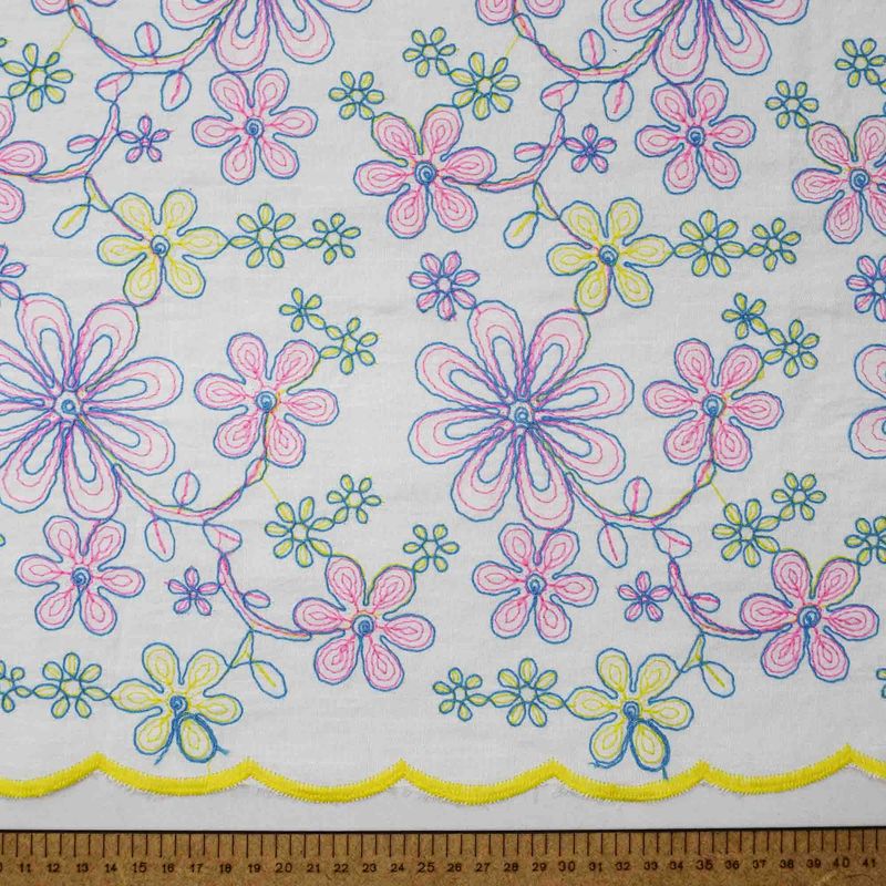 8030-TECIDO-VISCOSE-BORDADA-CORDONE-BRANCO-FIO-MULTICOLOR--3-