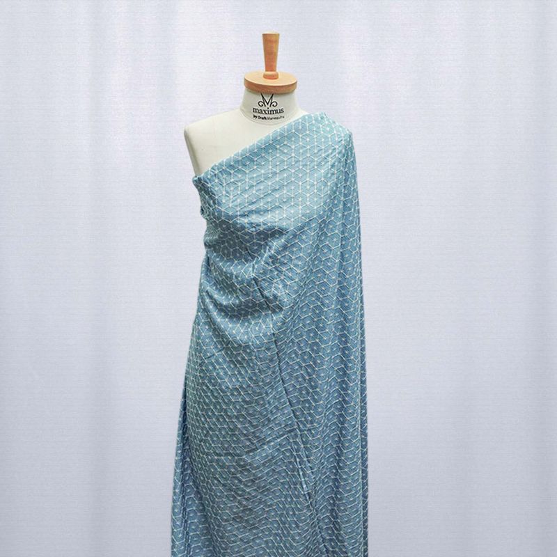 8044-TECIDO-CHAMBRAY-BORDADO-AZUL-CLARO--4-