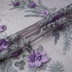 8799-TECIDO-RENDA-TULE-LILAS-ENVELHECIDO-BORDADO-FLOR-3D--2-