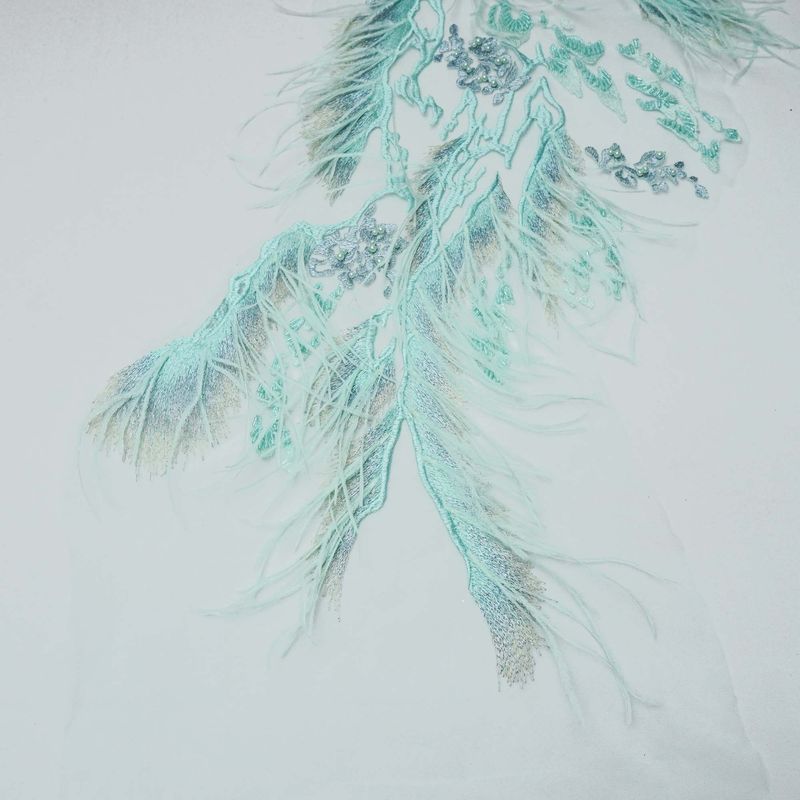 9031-TECIDO-TULE-BORDADO-COM-PEDRARIAS-E-PLUMAS-VERDE-TIFFANY--1-.jpg