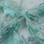 9031-TECIDO-TULE-BORDADO-COM-PEDRARIAS-E-PLUMAS-VERDE-TIFFANY--2-.jpg