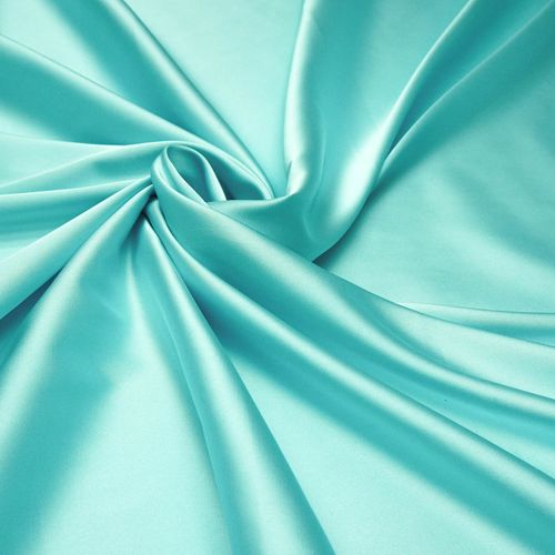 Tecido crepe lorraine azul claro