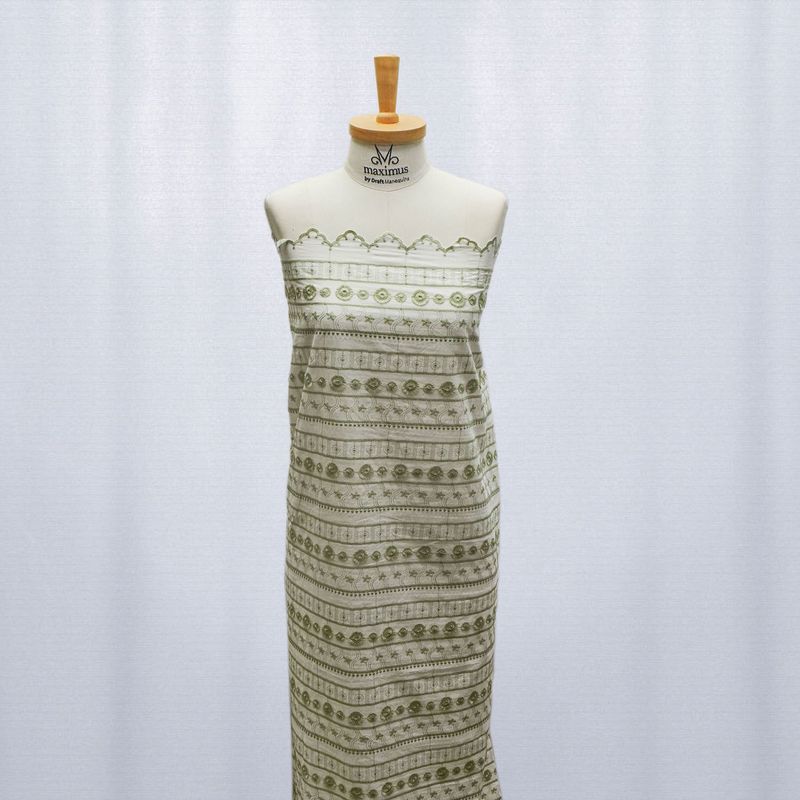 10712-TECIDO-CAMBRAIA-DE-ALGODAO-BORDADA-OFF-WHITE--4-