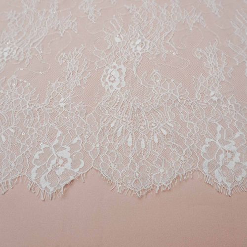 Tecido renda chantilly premium off white - unid 270cm x 150 cm