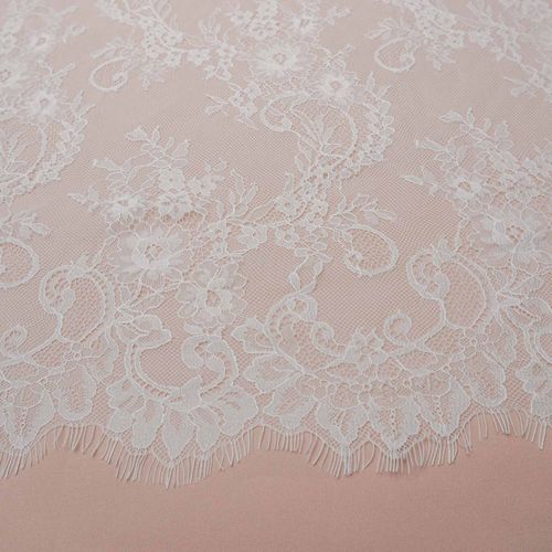 Tecido renda chantilly off white - unid 270x150cm