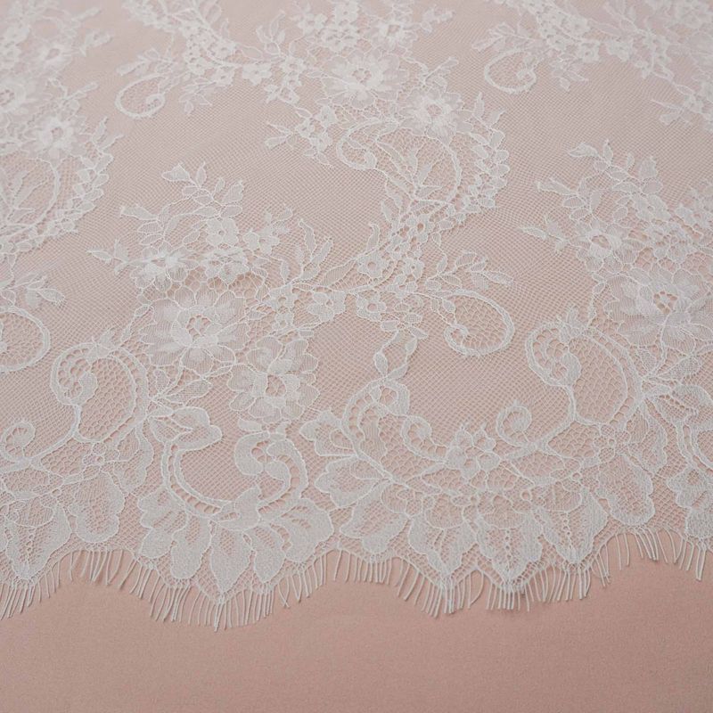 11047-TECIDO-RENDA-CHANTILY-PREMIUM-OFF-WHITE--1-