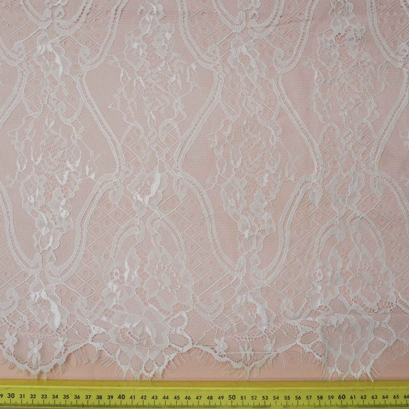 11046-TECIDO-RENDA-CHANTILLY-OFF-WHITE--3-