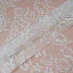 11045-TECIDO-RENDA-CHANTILLY-OFF-WHITE--2-