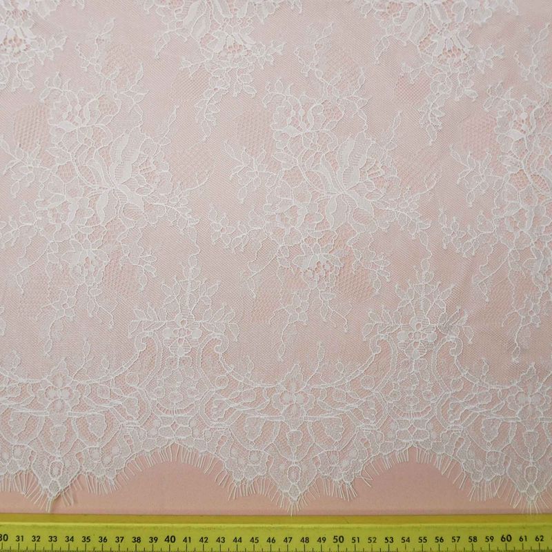 11040-TECIDO-RENDA-CHANTILLY-FIO-METALIZADO-OFF-WHITE--3-