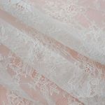 1140-TECIDO-RENDA-CHANTILLY-FIO-METALIZADO-OFF-WHITE--4-
