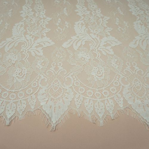 Tecido renda chantilly soutache leve (cordonê) off white - unid 300x148cm