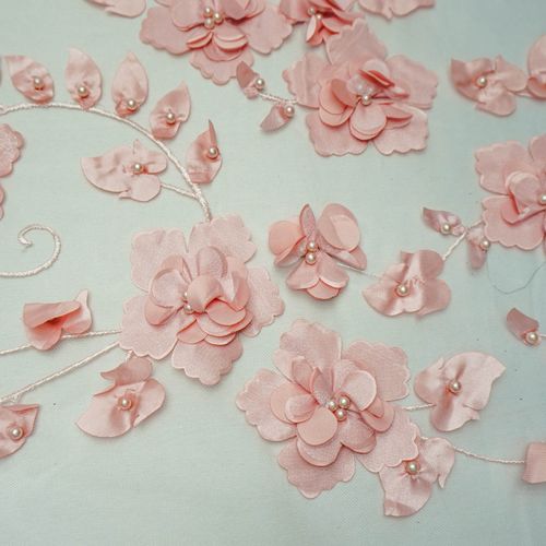 Tecido renda tule bordado flores com pérolas rosê