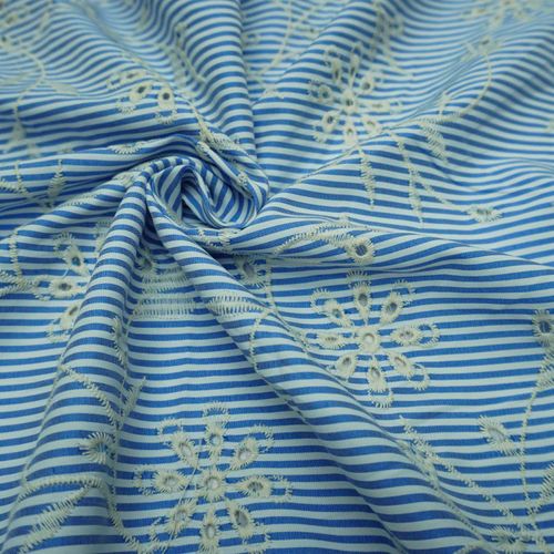 Tecido tricoline bordado azul/branco