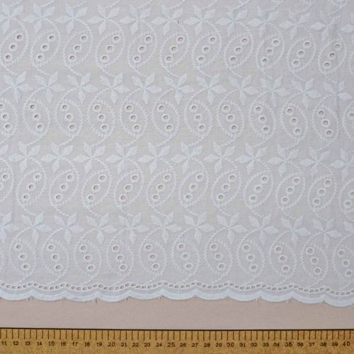 Tecido Laise 100% algodão branco - und 40x130cm