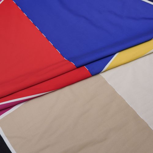 Tecido micro lycra estampado geomêtrico - unid 45x145cm