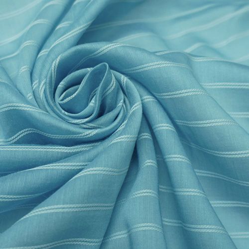 Tecido liocel misto azul serenity bordado risca de giz
